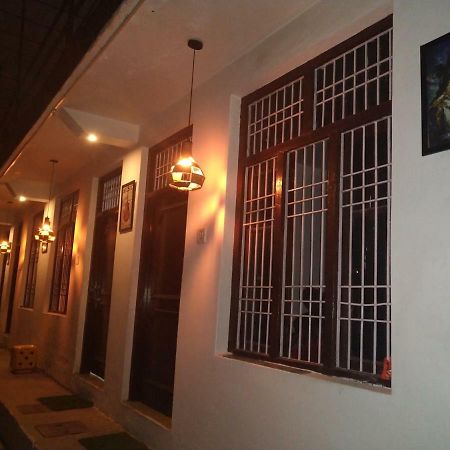 Mochila Youth Hostel Mcleod Ganj Дармсала Экстерьер фото