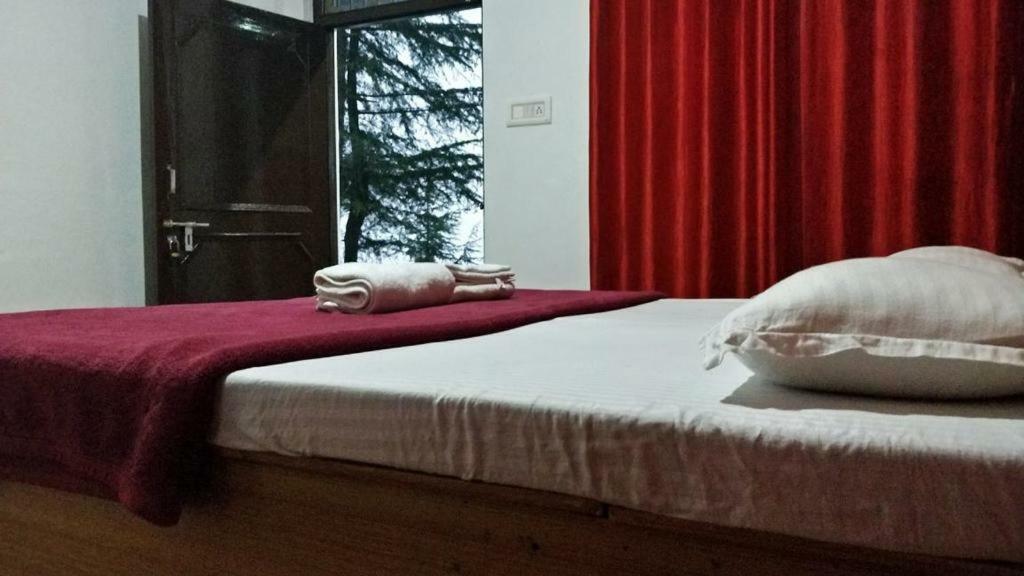 Mochila Youth Hostel Mcleod Ganj Дармсала Экстерьер фото